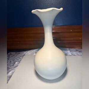 Vintage Haeger Pottery Off White Matte Ruffle Vase Planter USA